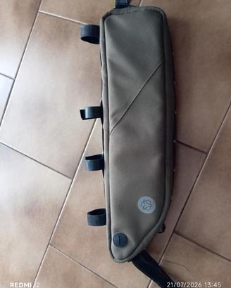 Borsa da telaio AGU