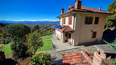 VILLA SINGOLA A SAN MAURO TORINESE