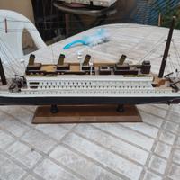 modellino del titanic
