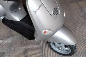 Piaggio Vespa 150 ET4 - 2003
