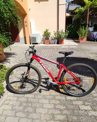 mountain bike Trek xCaliber 4 c. Shimano ruote 29"