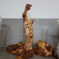 lampada in legno di ulivo 