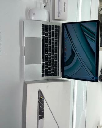 Macbook pro 13 2017 + scatola e accessori