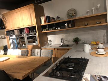 Cucina moderna nuova a prezzo di fabbrica