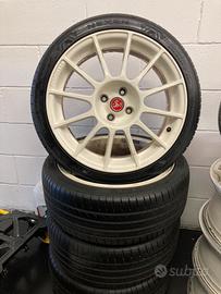 Cerchi 17 e gomme per Fiat 500 abarth