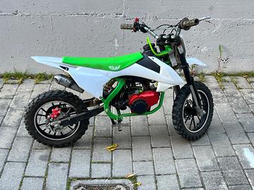 Moto minicross