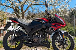 Aprilia Tuono 125