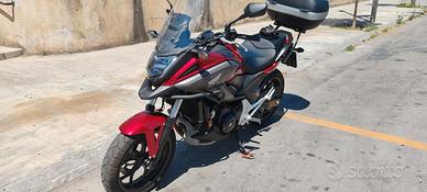 Honda nc 750 x cambio manuale