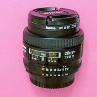 Obiettivo Nikon 28 mm 2.8D