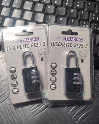 due lucchetti a combinazione
