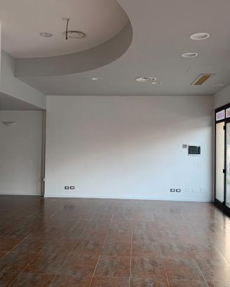 Locale in Via Guazzatore, 152 Osimo