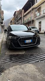 AUDI A1 IDENTITY BLACK S LINE