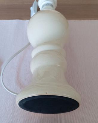 lume in ceramica beige
