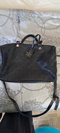 borsa nera a tracolla doppio manico 