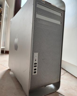 MacPro 1,1 (portato a 2,1) Apple
