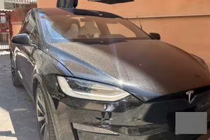 tesla X plaid 1020cv