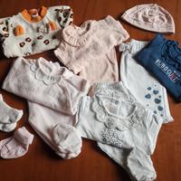 Lotto abbigliamento neonata 