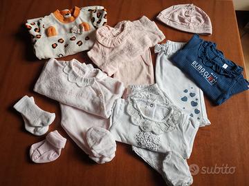 Lotto abbigliamento neonata 