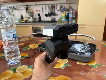 Scanner 3D Revopoint Mini 2 con stabilizzatore