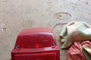 fanale posteriore vespa 125 primavera et3