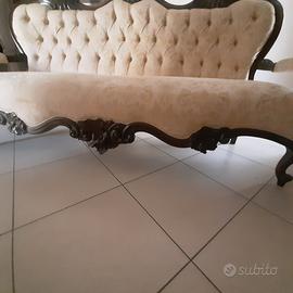 Divano con poltrone 