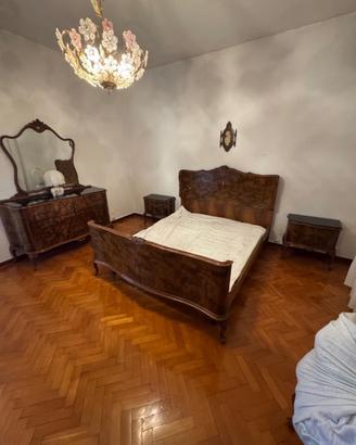 Camera da letto antica