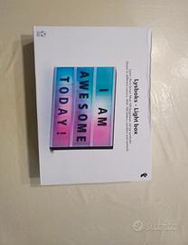 Scatola luminosa (light box)