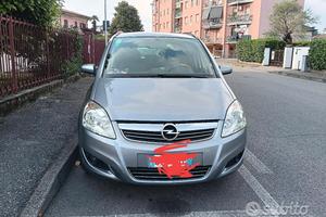 Opel Zafira Grigia 2009