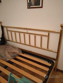 letto con rete matrimoniale 