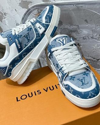 Louis Vuitton  Monogram