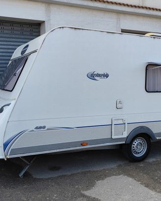 Roulotte Caravelair Antares Luxe 426 - 6 posti