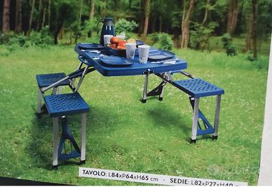 Tavolo pieghevole picnic con sedie