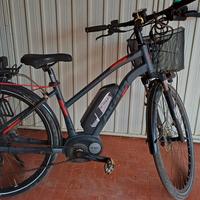 bici elettrica atala b tour  bosch