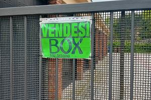 Box singolo in area residenziale condominiale Rho