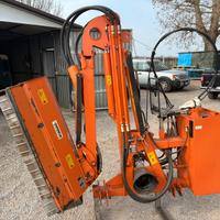 Braccio decespugliatore