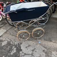 Carrozzina vintage