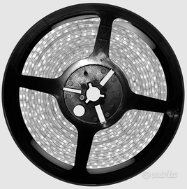 Elcart n.3 strisce a led 5mt 3000k , nuove