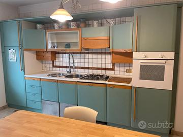 Cucina in buone condizioni