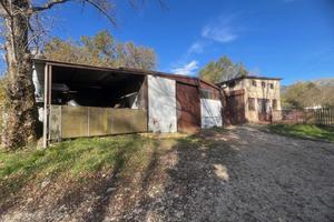 LABORATORIO A SAN VITTORE DEL LAZIO