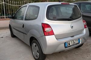 Renault Twingo 1.2 benzina neopatentati
