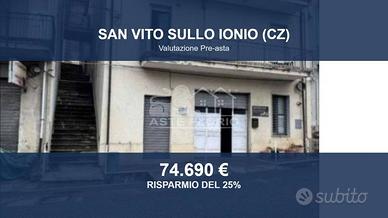 Immobile in asta di 222 m² con più di 5 locali a S