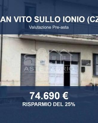 Immobile in asta di 222 m² con più di 5 locali a S