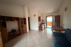 Ampio Quadrivano arredato con posto auto