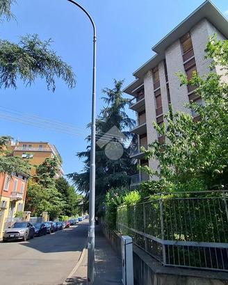 5 LOCALI A PARMA