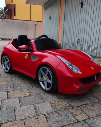 Ferrari elettrica per  bambini