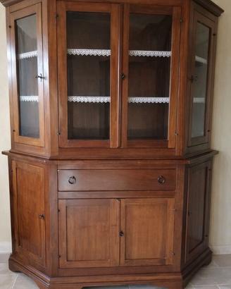 Credenza con vetrina arte povera