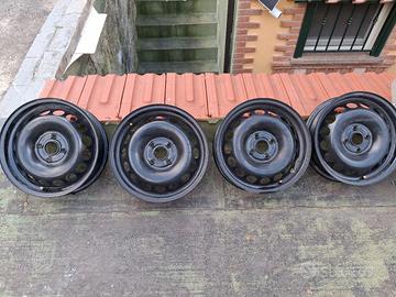 cerchi toyota aygo nuovi