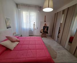 Stanza Ida maggio 625 zona isolotto box privato