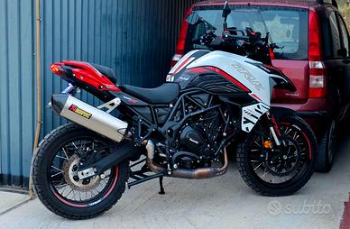 Benelli Trk 702 x 