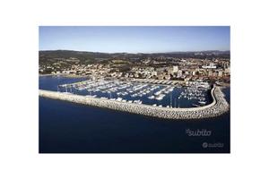 Cala De Medici Posto Barca per Catamarano